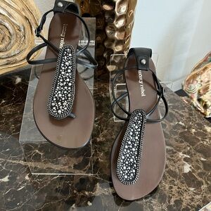 Luxury Rebel “Attractive” Stud Embellished Brown Flat Thong Sandals. Size 37/7
